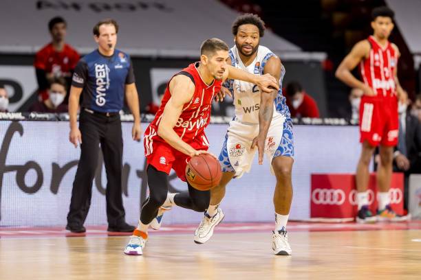 尤其是在面 尤其是在面